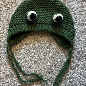 Green Knit Frog Hat